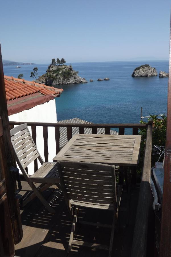 Blaue Welle Haus Apartment Parga Exterior foto