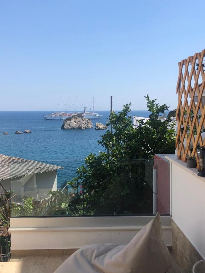 Blaue Welle Haus Apartment Parga Exterior foto